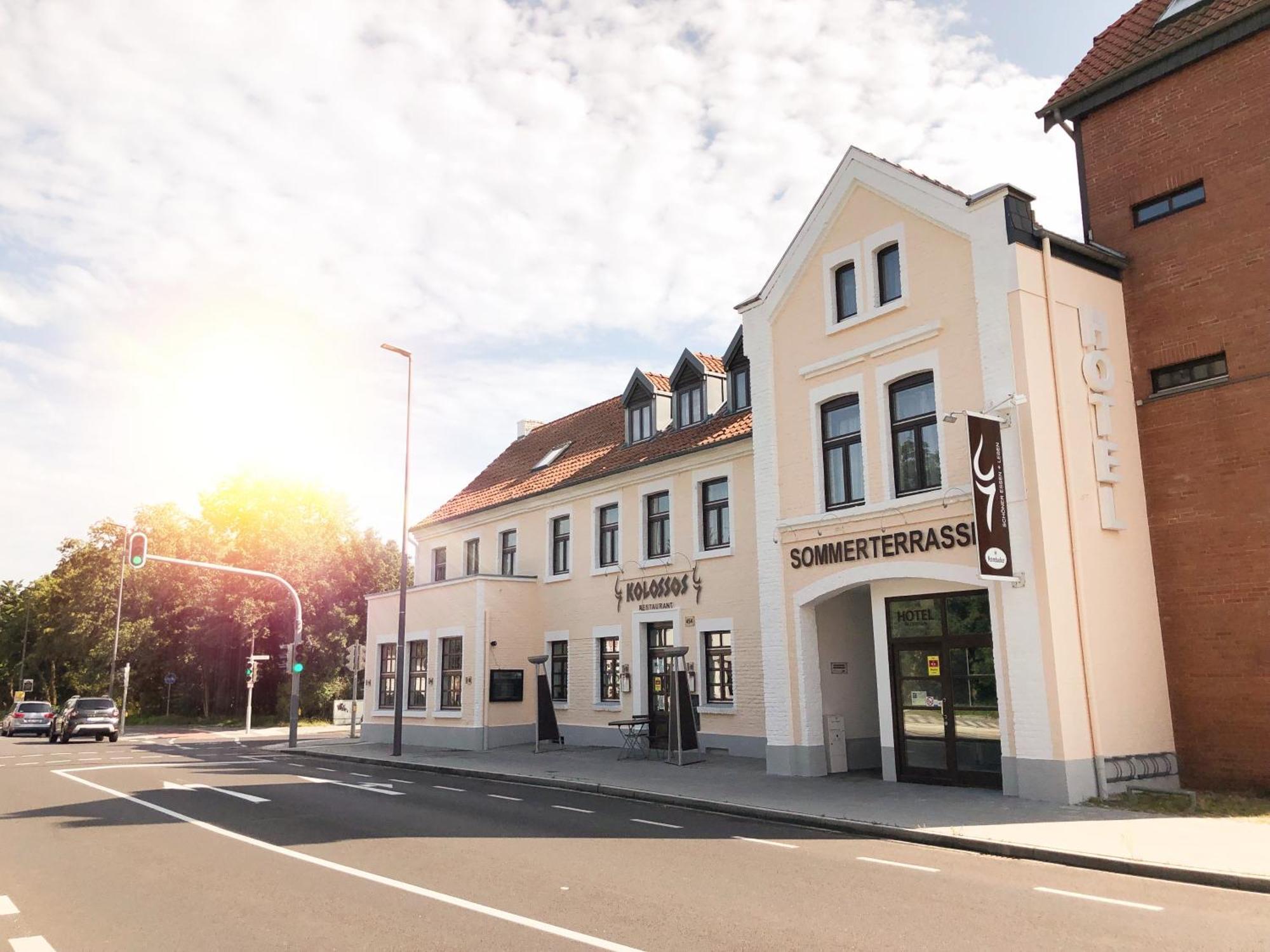 Hotel Kolossos Duesseldorf - Neuss Exterior photo