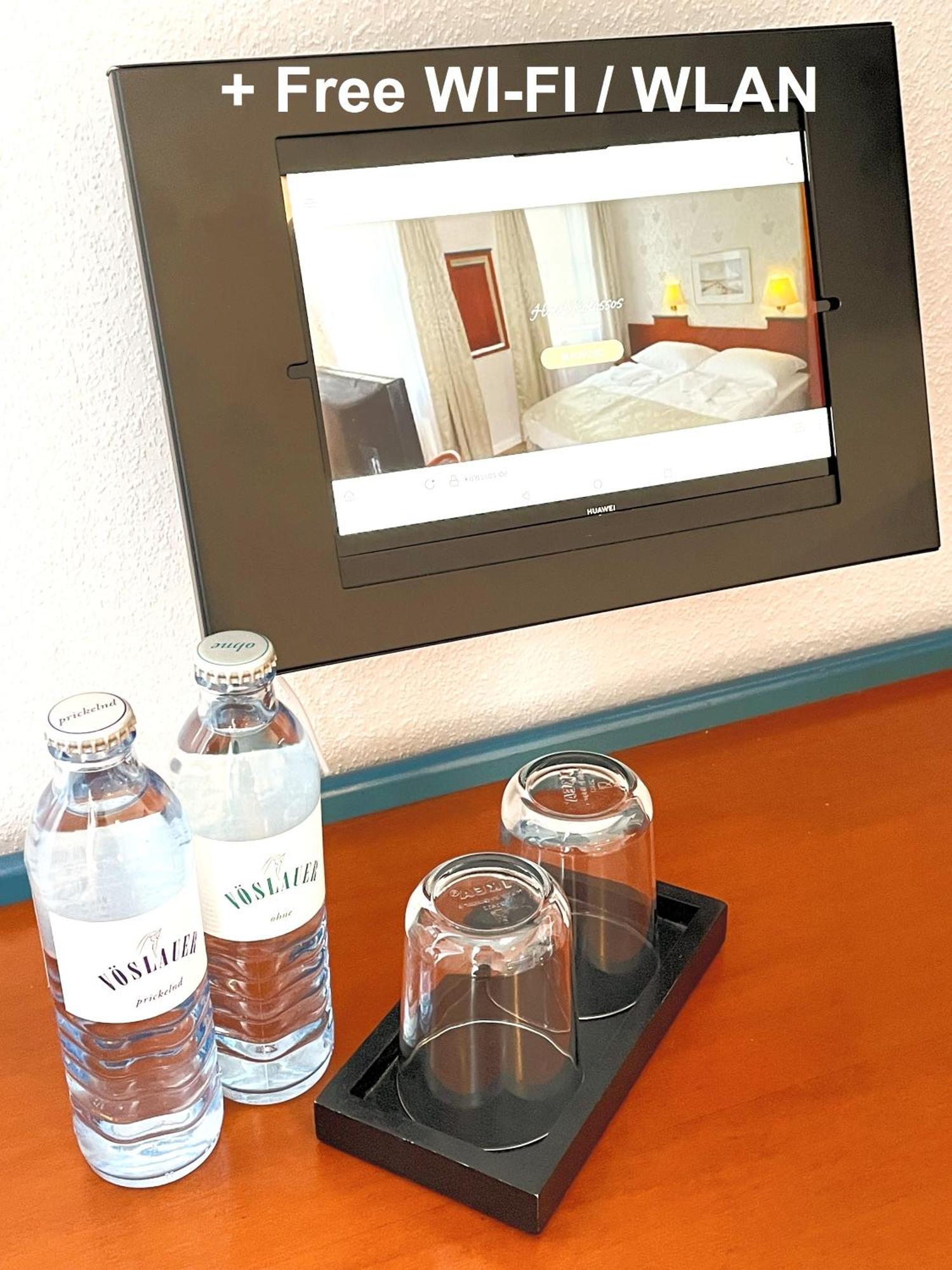 Hotel Kolossos Duesseldorf - Neuss Room photo
